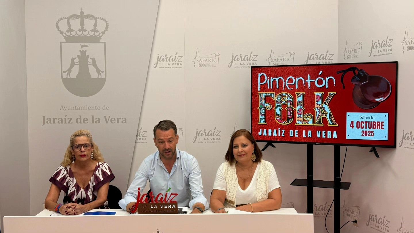 Sánchez, Núñez y López durante la presentación.