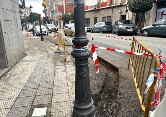 El Ayuntamiento acomete obras en áreas peatonales de la travesía