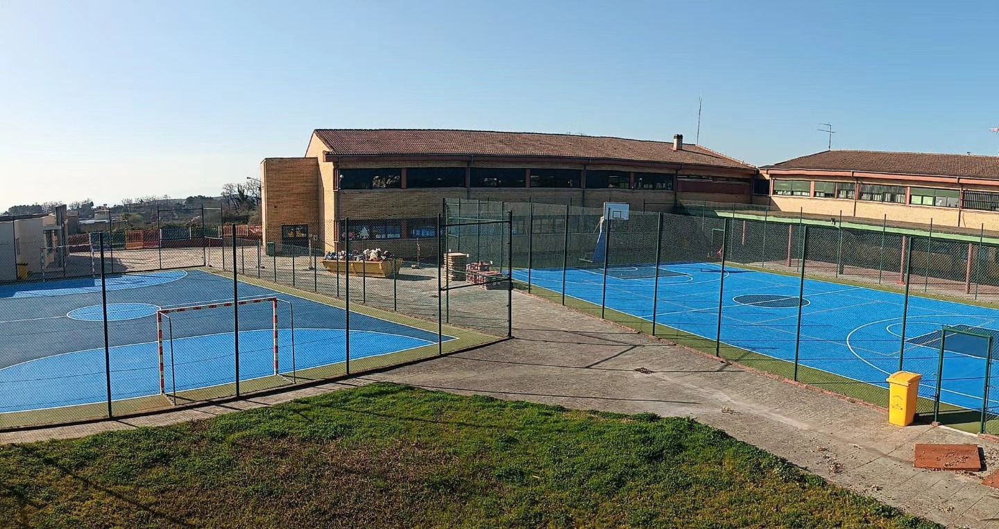 Las dos pistas del colegio Ejido.