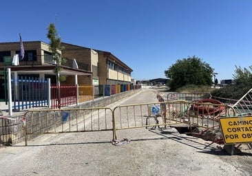 Trabajos en la calle Móstoles por el desembarco de la cadena La Despensa