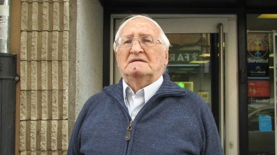 Muere Joaquín Velázquez, el histórico fotógrafo y corresponsal de HOY