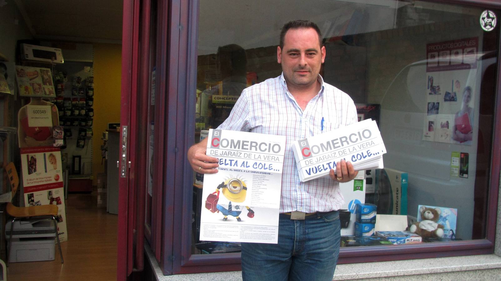 Rodríguez presentando la pasada campaña escolar.