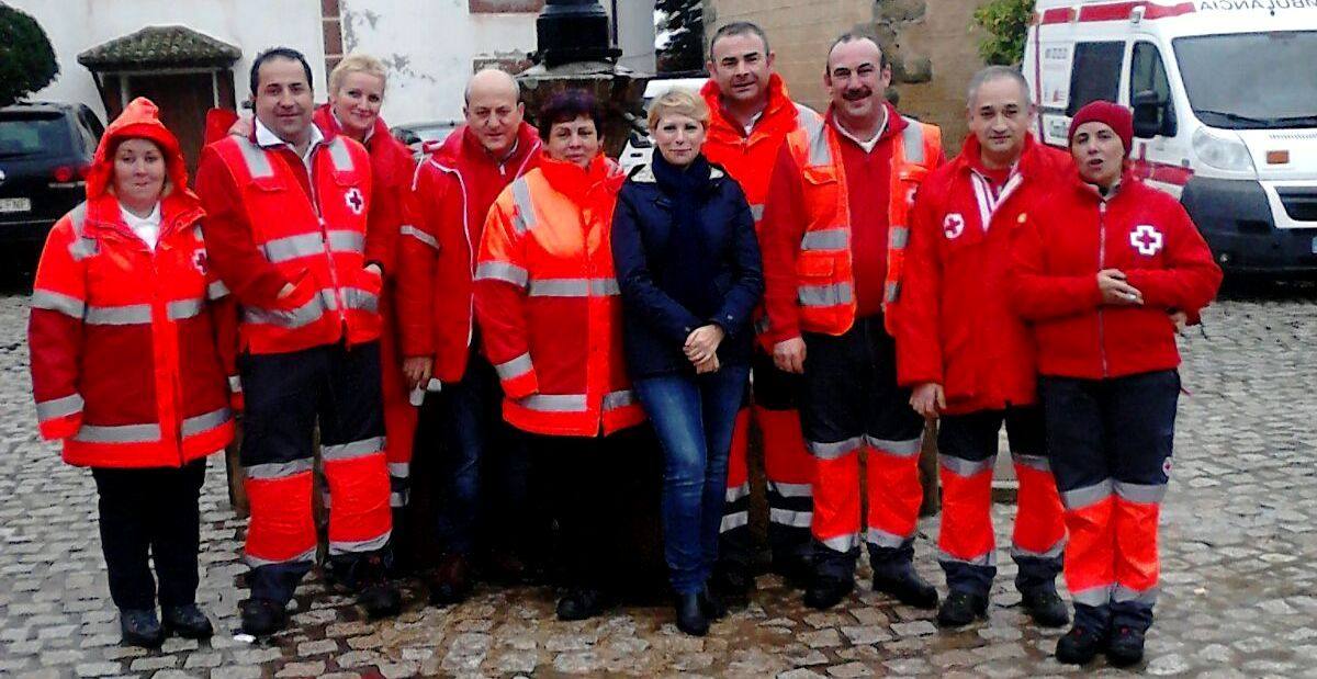 Los voluntarios en la quedada ciclista. 
