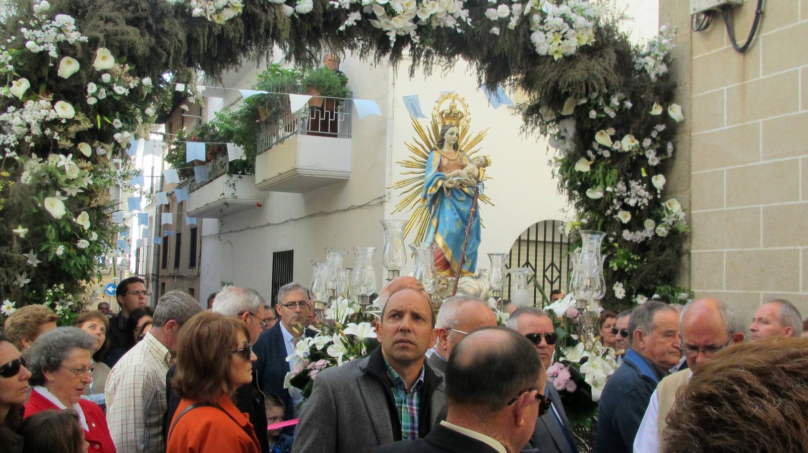 Arco floral en las fiestas del pasado año. 