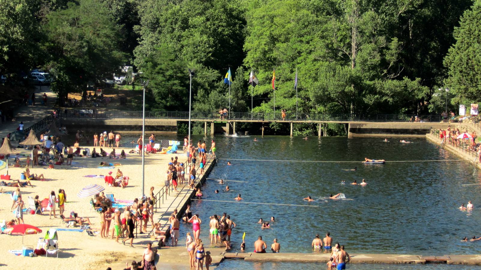 Piscina natural del Lago.