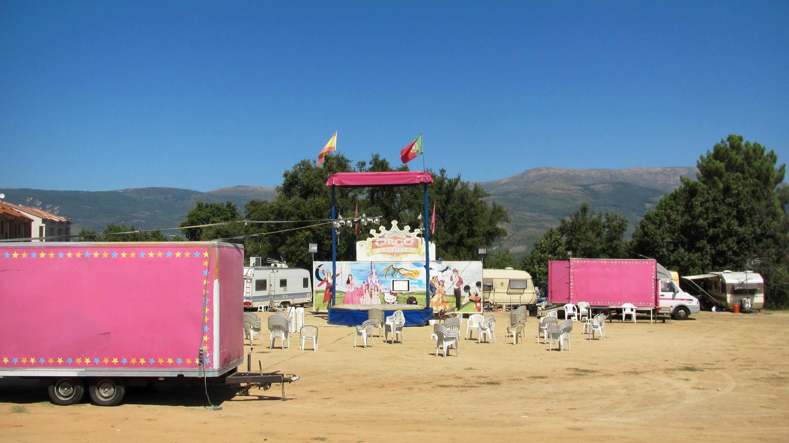 Circo, instalado en el recito ferial. 