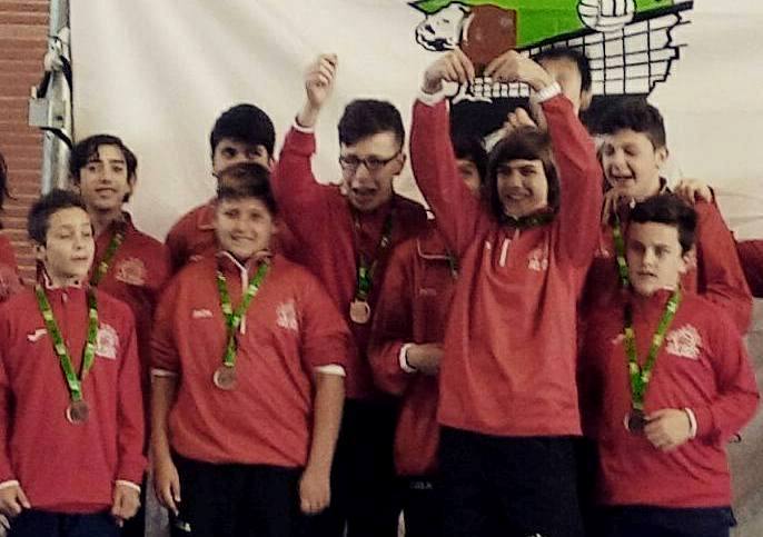 El Voleibol Jaraíz infantil conquista la medalla de bronce en el Campeonato de Extremadura