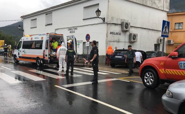 Cuatro de los cinco miembros de una familia han fallecido este jueves mientras practicaban barranquismo en el Valle del Jerte