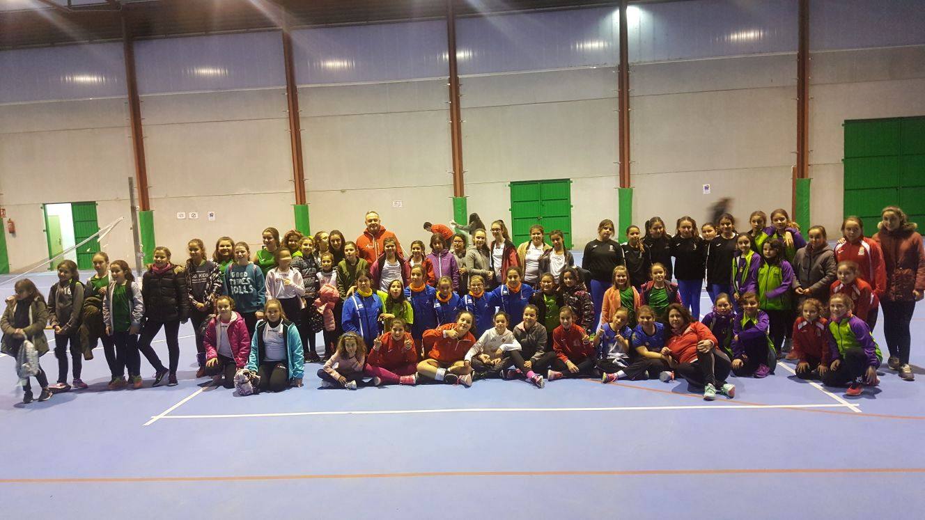 Torremenga acoge la convivencia organizada por la AD Voleibol Jaraíz