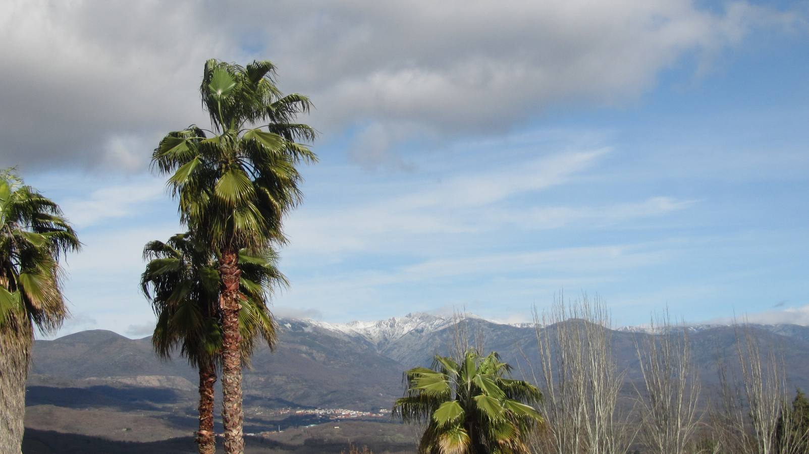 Gredos desde el mirador del parque. Los Bolos de Jaraíz