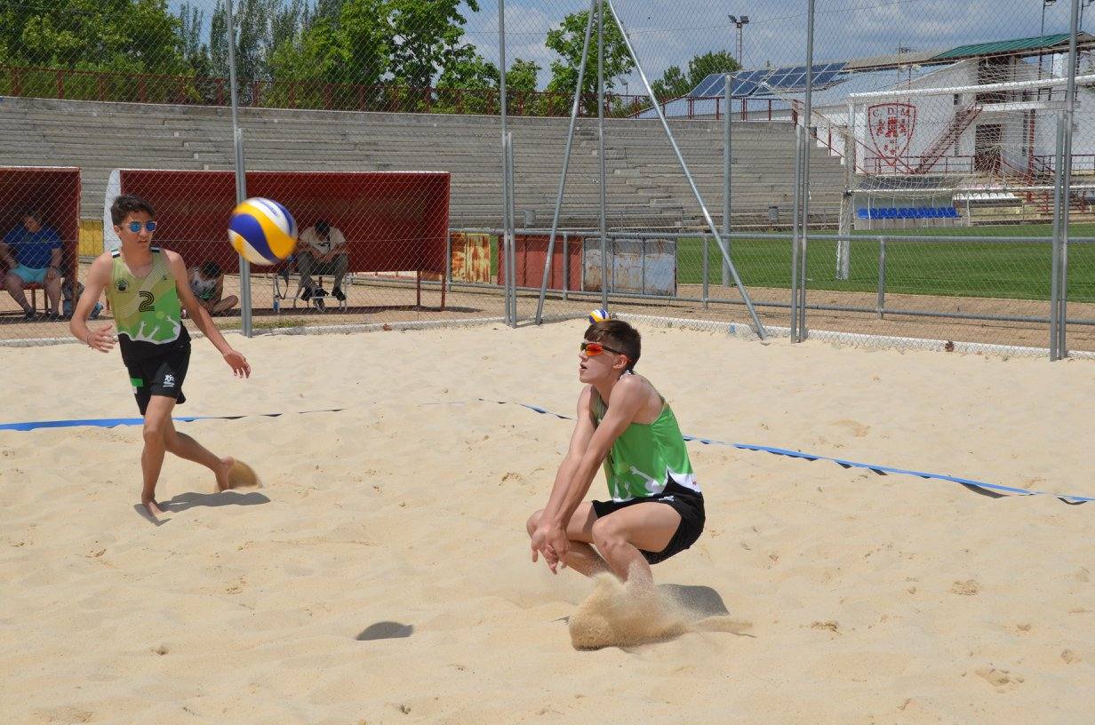 Alberto Alegre Burcio, de la AD Voleibol Jaraíz, disputará el Campeonato de España de Voley Playa