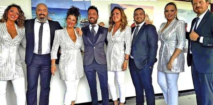 Concierto de Raya Real en el campo de fútbol