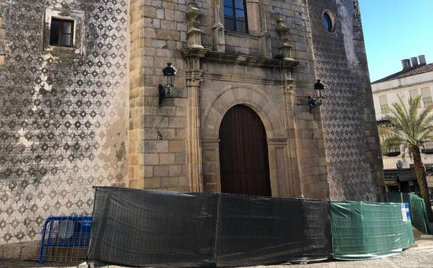 Fachada de la Iglesia de San Miguel. 