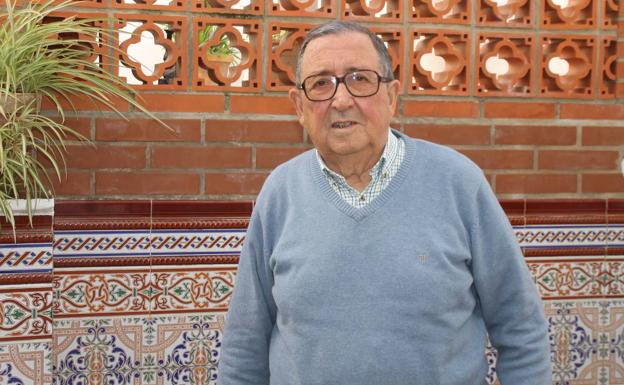 «En los primeros partidos, los jugadores se vestían en la Seat de Narciso Gutiérrez «Curri«»