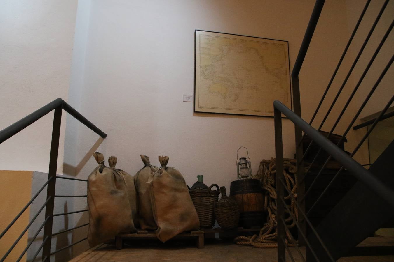 La Casa-Museo Vasco Núñez de Balboa reabrió, ayer, sus puertas con motivo del V Centenario de la muerte del ilustre explorador, gobernante y conquistador jerezano. Virginia Borrallo, alcaldesa del municipio, y Antonio Torrado, miembro de la oficina de turismo, destacaron que esta reapertura se debe a que la Casa-Museo necesitaba «llenarse de contenido y ampliar su colección de enseres». La cita se convirtió, junto con la presentación del cupón de la ONCE el pasado 10 de enero, en el prólogo de una programación de actividades que se desarrollará durante el mes de febrero.