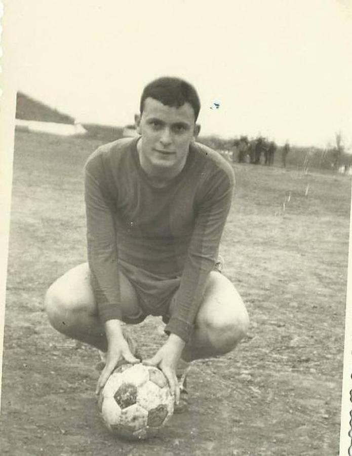 Francisco José Rivera Montero ha sido jugador, entrenador y directivo en el seno del club verdinegro.