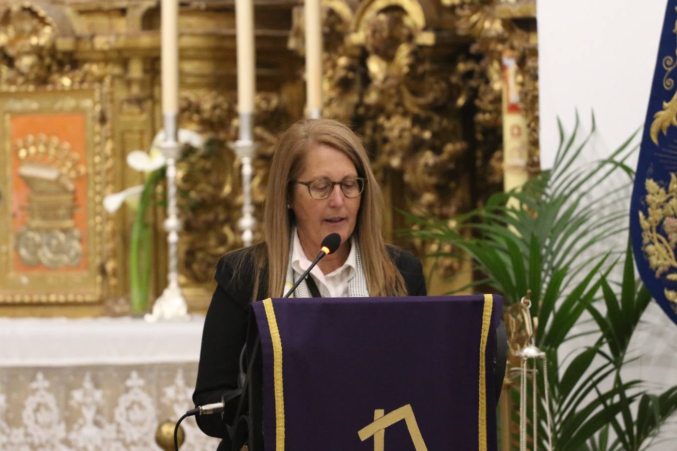 El templo patronal de San Bartolomé fue escenario, ayer, de una nueva edición del 'Concierto Sacro' que ofreció la Coral de la Escuela Municipal de Música y el Coro infantil de la misma, organizado por el Ayuntamiento del municipio con la colaboración de la Parroquia de esta ciudad.