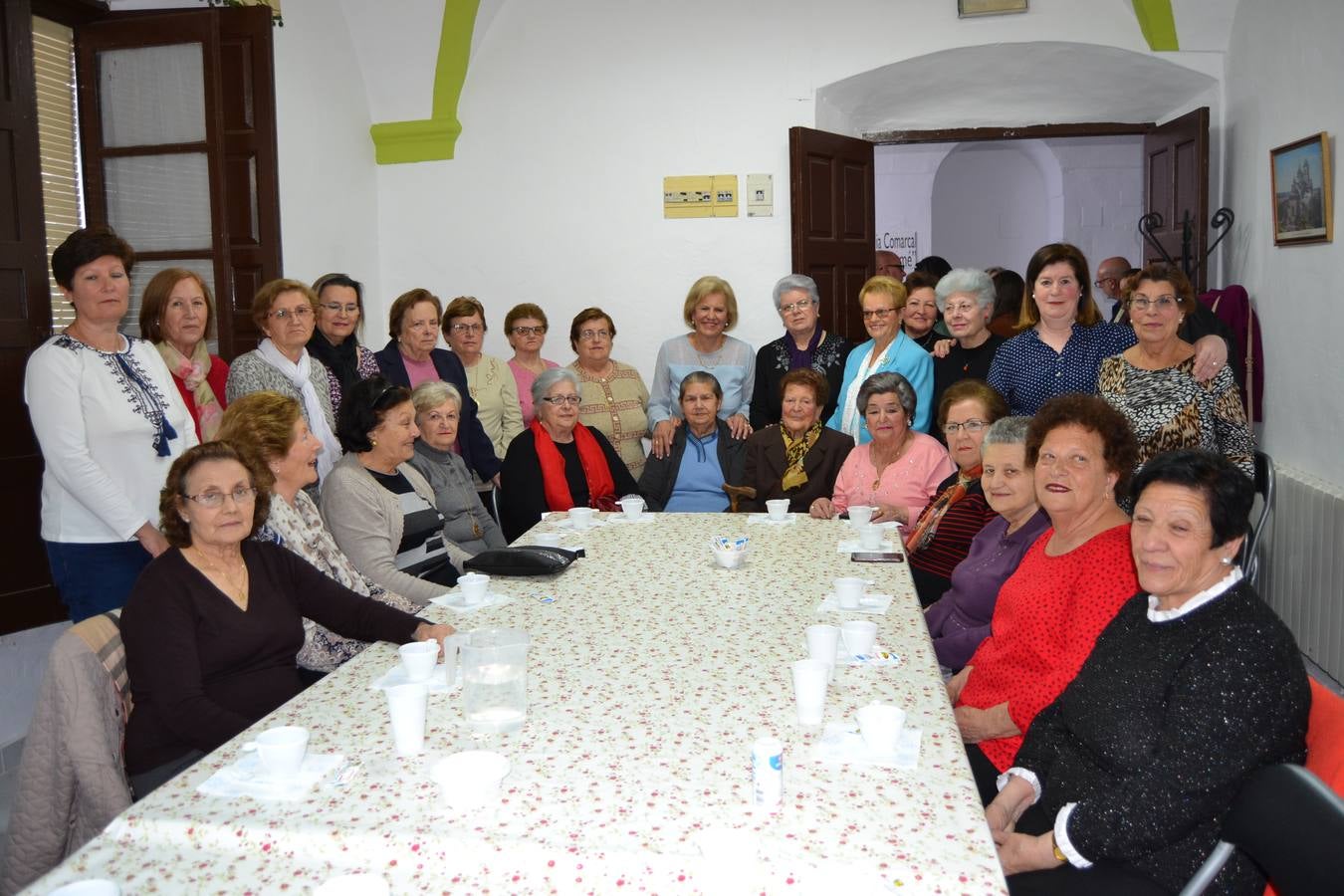 La Asociación de viudas Santa Mónica rindió un afectuoso y emotivo homenaje a Fernanda Martínez Puente, una de smius primeras socias, por su cien cumpleaños. Familiares y autoridades la acompañaron en este bonito acto.