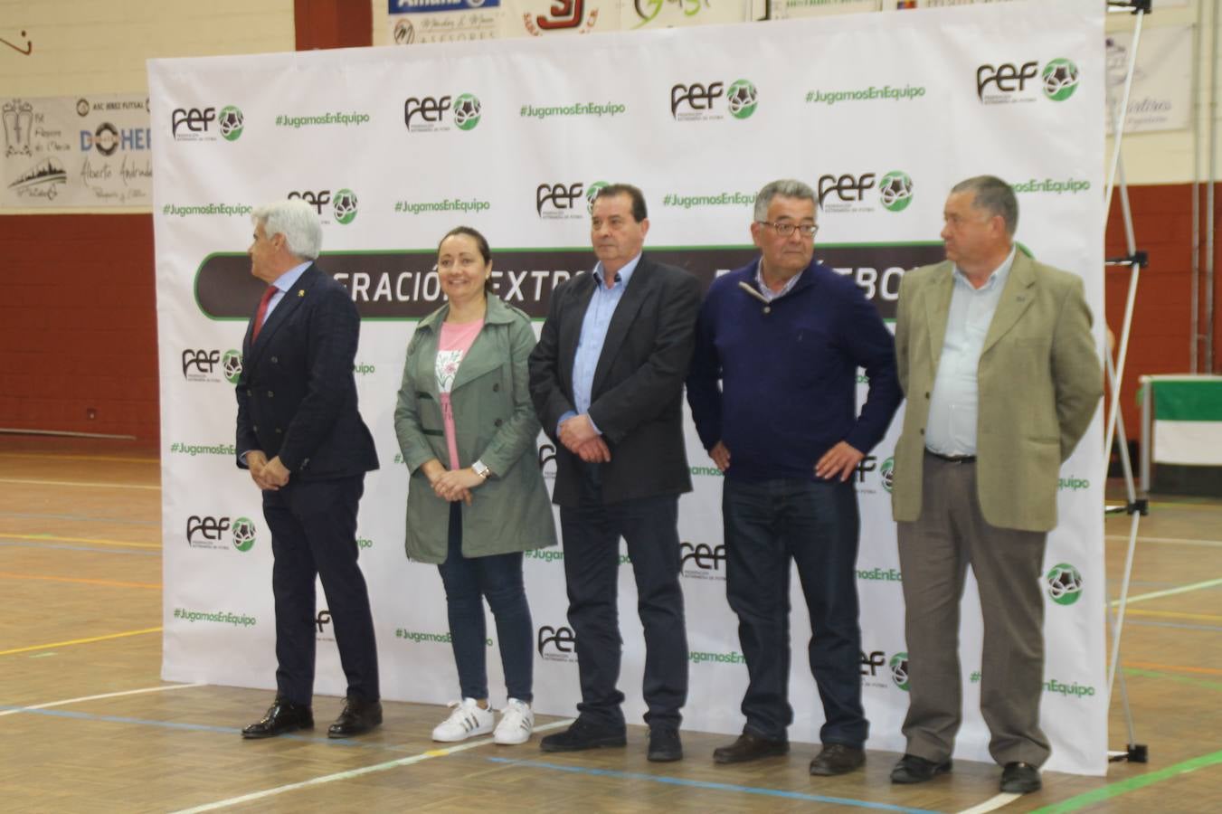 Por segunda temporada consecutiva, el Jerez Futsal ha logrado hacerse con el título de campeón de la Copa de Extremadura tras otra espectacular final, ante el Cáceres Universidad al que ha vencido 6-4, esta vez en su casa, ante su incondicional afición que ha vivido esta 'final four' con intensidad y mucha alegría, finalmente.