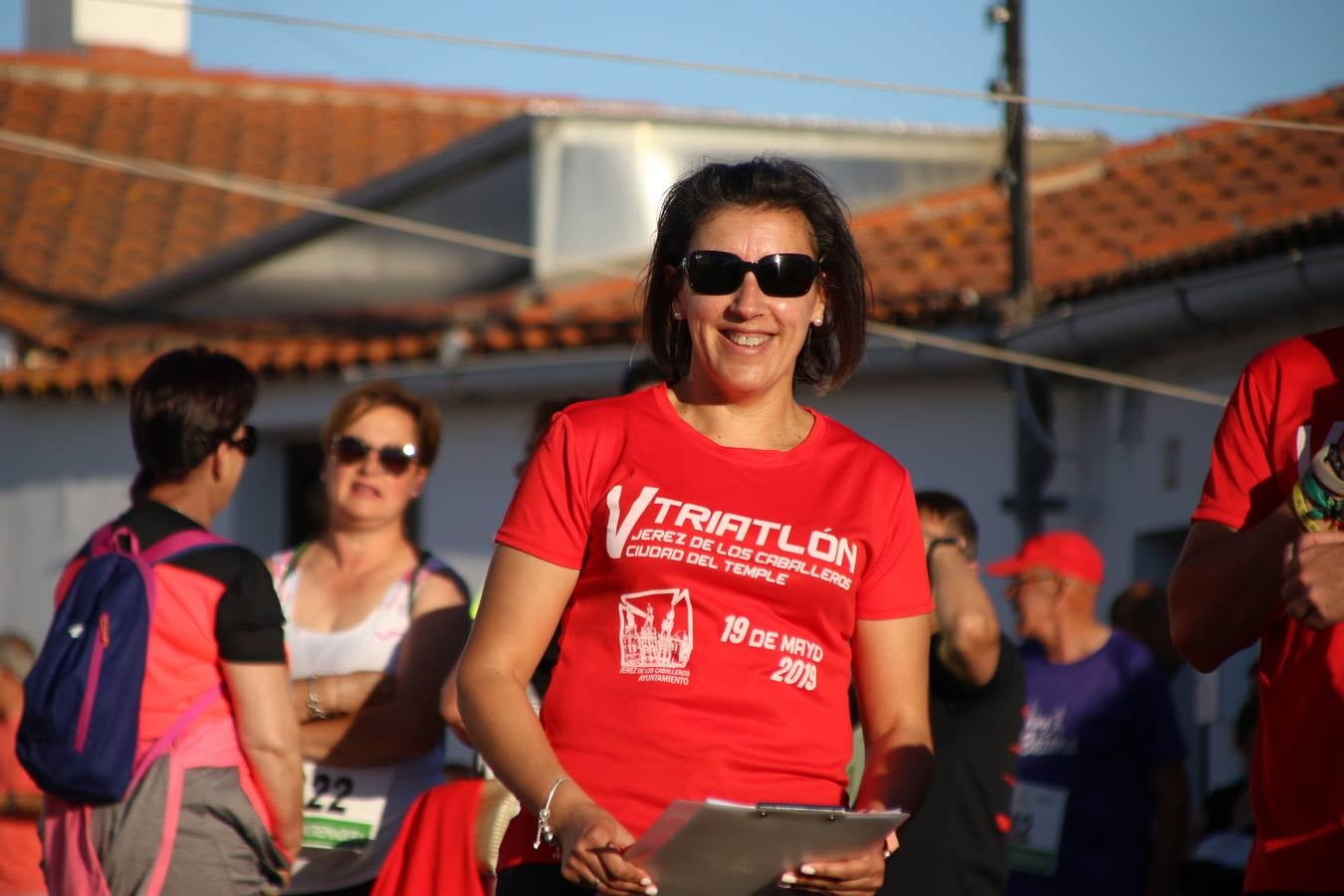 La Bazana acogió, ayer, la tercera edición de la carrera popular Juan José Galván Méndez 'Juanito'. Antonio Grillo Sánchez y María Dolores Pons Díaz fueron los vencedores de la prueba absoluta. La cita consiguió recaudar 405 euros que se destinarán, nuevamente, a la Asociación 'Todos contra la Histiocitosis'.