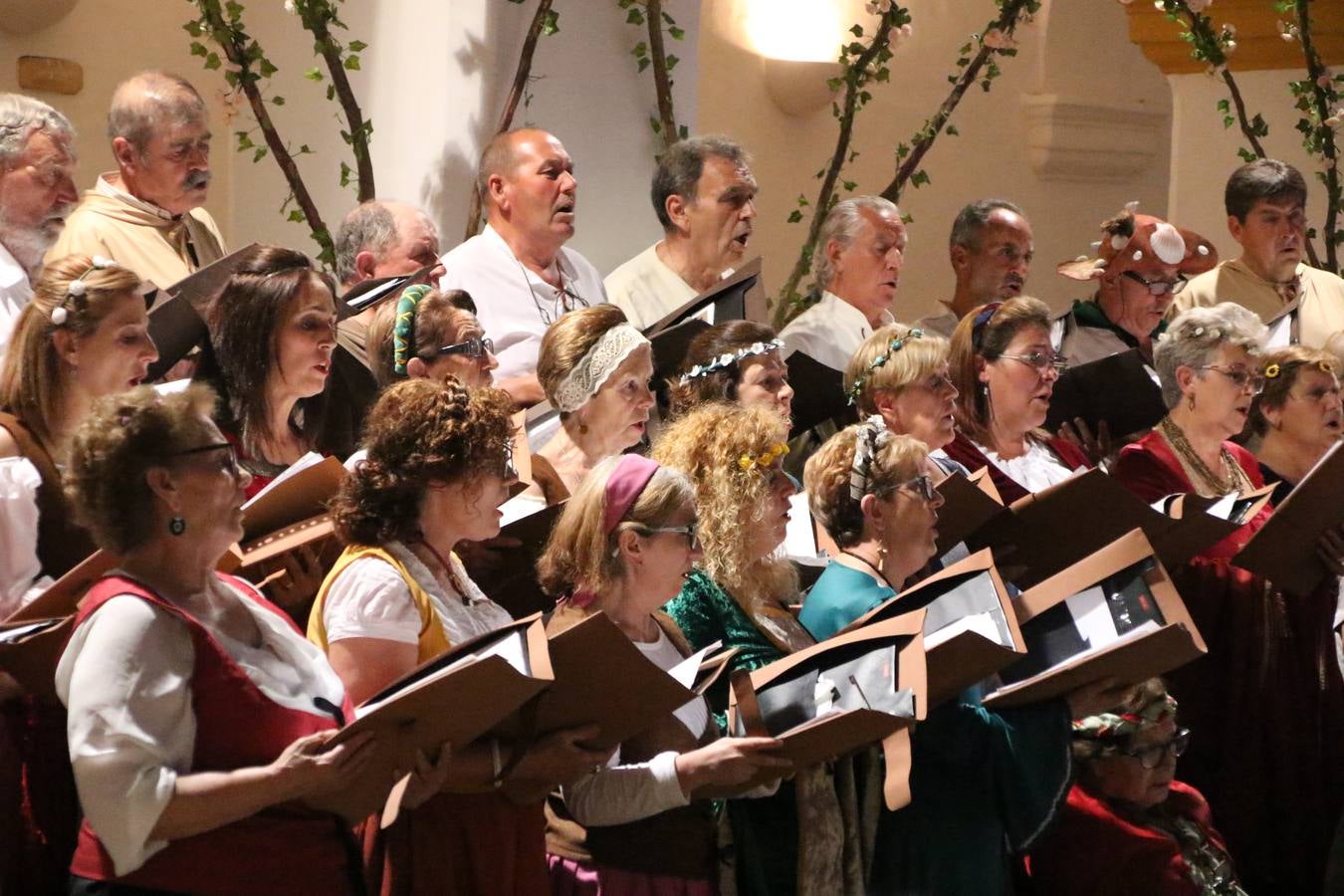 Fotos: La Coral jerezana sorprende, una vez más, con su tradicional &#039;Concierto Medieval&#039;
