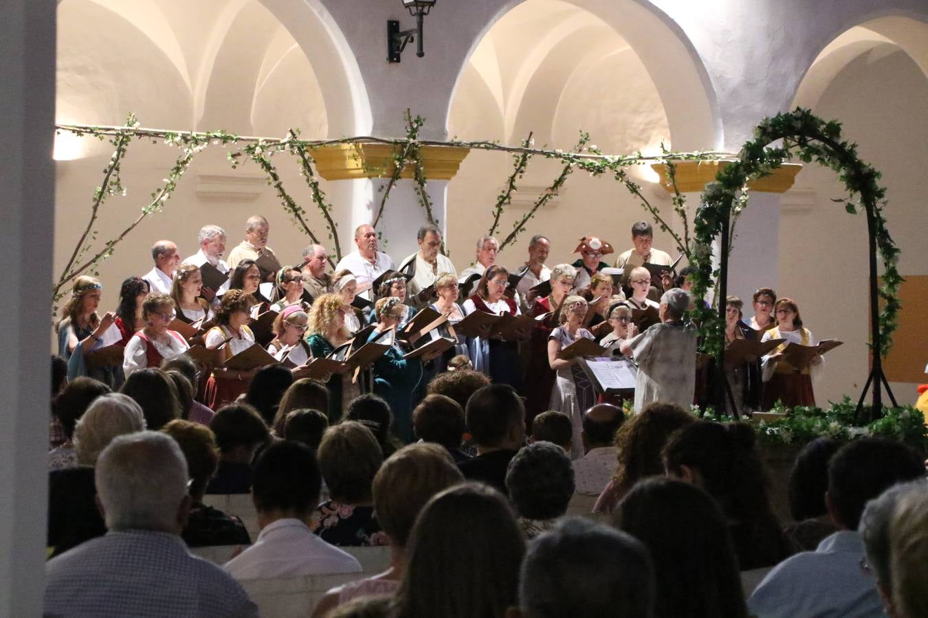 Fotos: La Coral jerezana sorprende, una vez más, con su tradicional &#039;Concierto Medieval&#039;