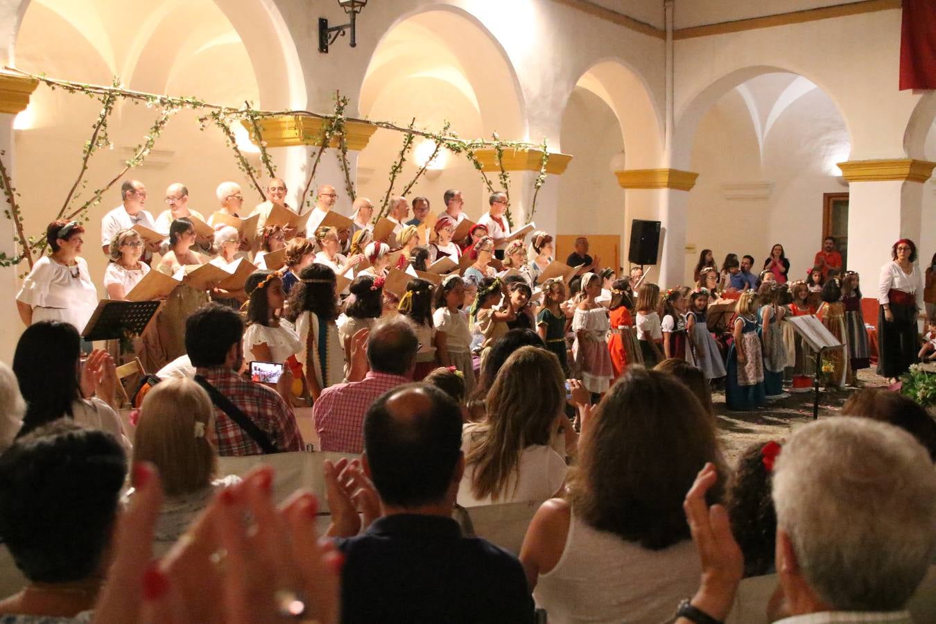Fotos: La Coral jerezana sorprende, una vez más, con su tradicional &#039;Concierto Medieval&#039;
