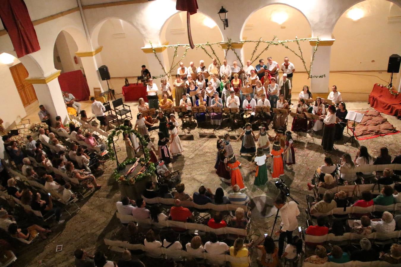 Fotos: La Coral jerezana sorprende, una vez más, con su tradicional &#039;Concierto Medieval&#039;