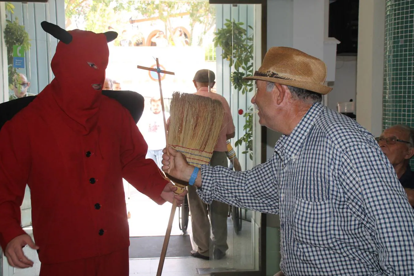 El diablo ha visitado también la residencia Hernando de Soto.