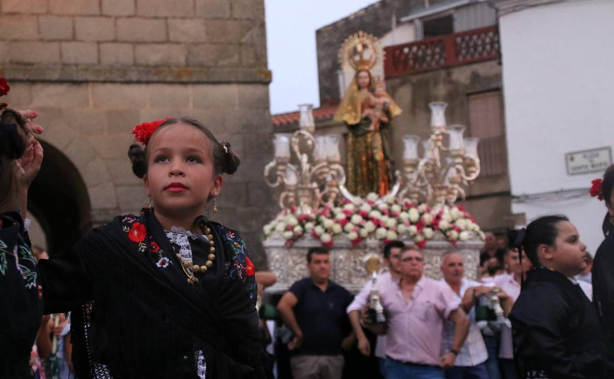 'Jara y Jerez' ante Nuestra Señora de Aguasantas. 
