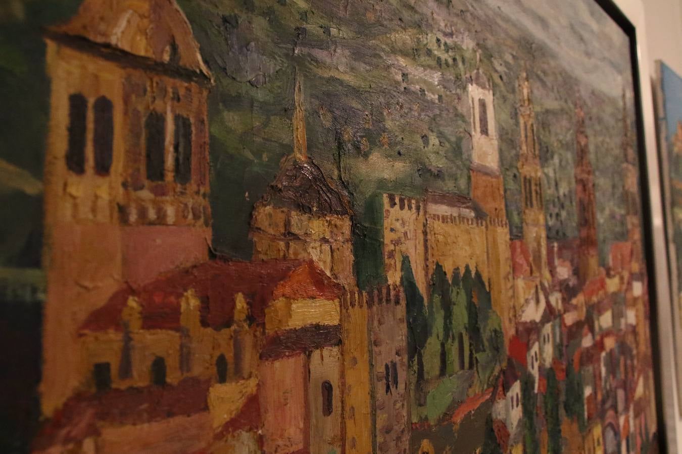 Jerez de los Caballeros celebra la tercera edición de su 'Noche en Blanco' con exposiciones, visitas turísticas, baile, cata de vinos, poesía, conciertos y talleres llenando de ocio, historia y arte diferentes rincones del municipio.