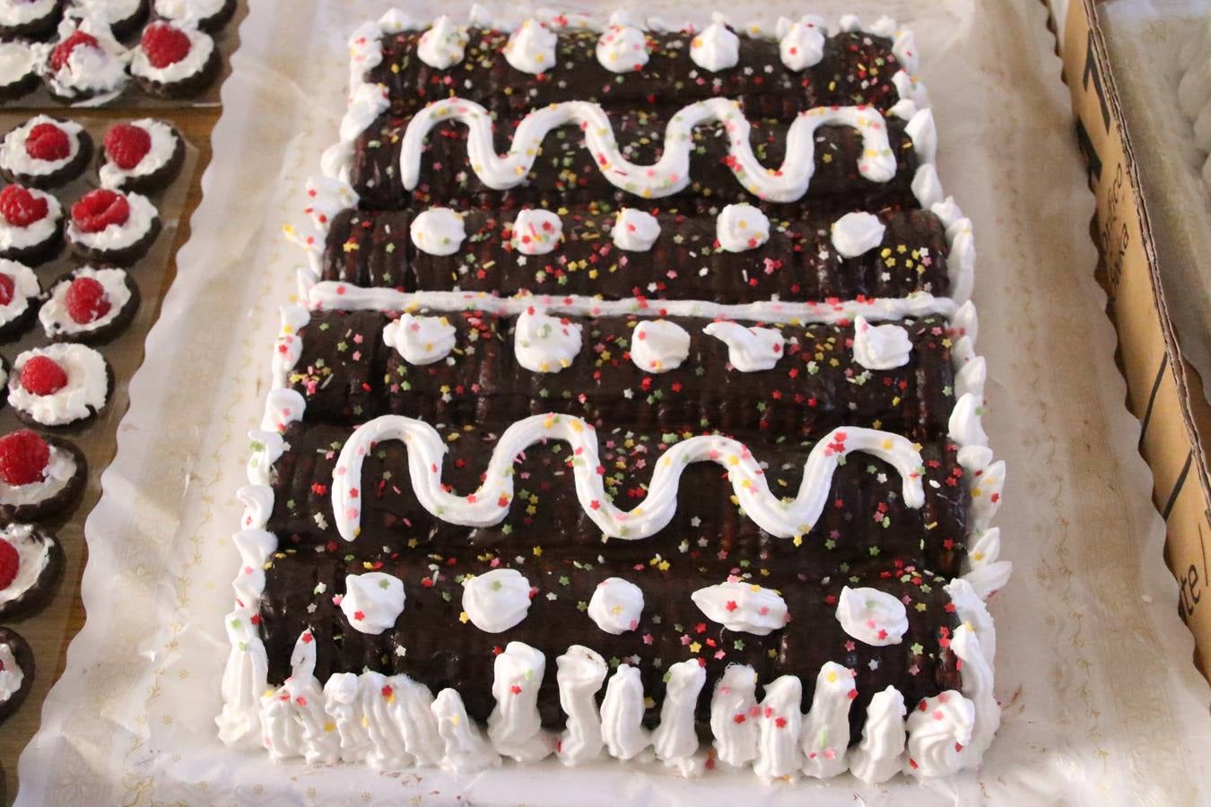 Fotos: Cáritas Parroquial celebra la tercera edición de su 'Tapa Solidaria'