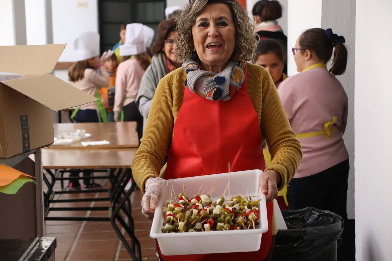 Fotos: Cáritas Parroquial celebra la tercera edición de su 'Tapa Solidaria'