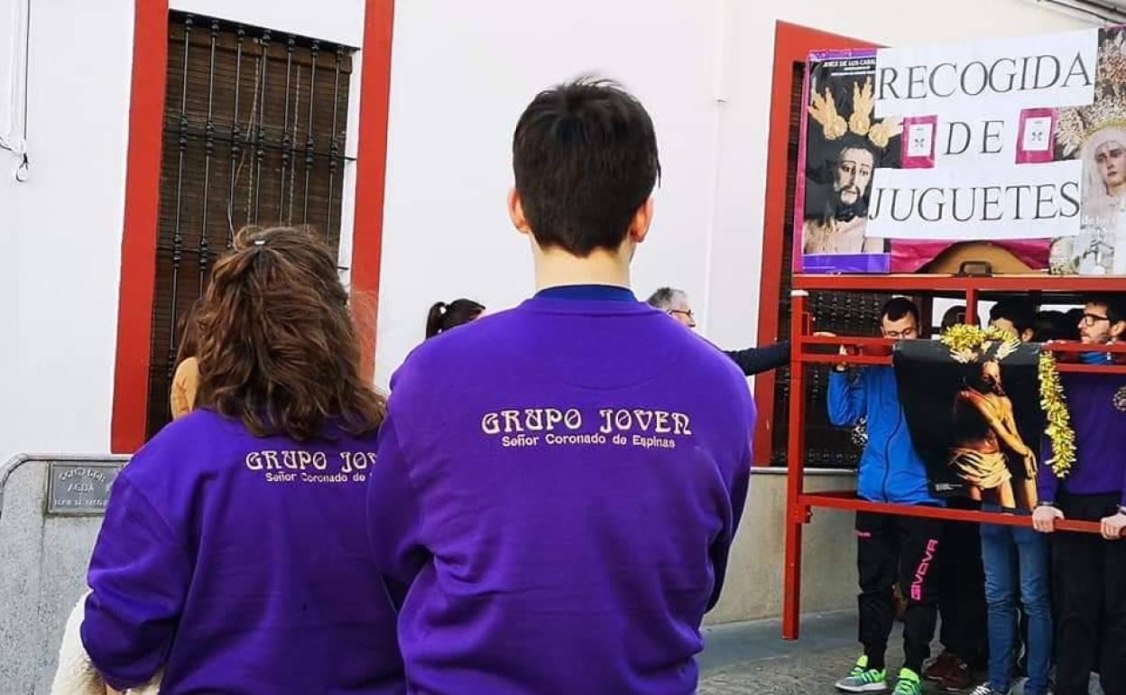 El Grupo Joven del Coronado realiza este sábado próximo su 'Recogida de juguetes solidaria'
