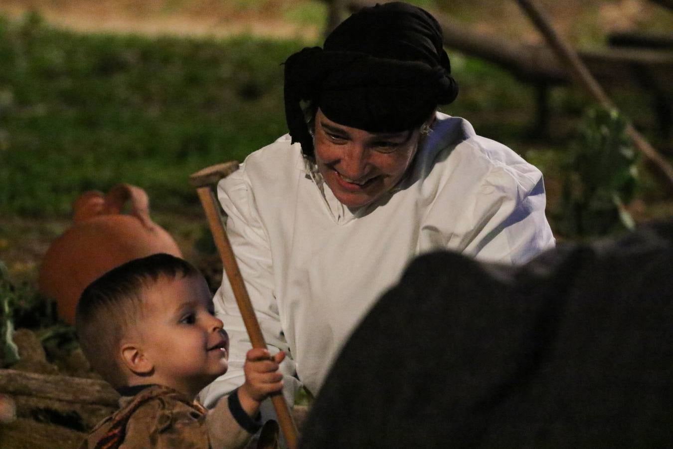 Más de 200 personajes dan vida a este Belén pleno de realismo y tradición.