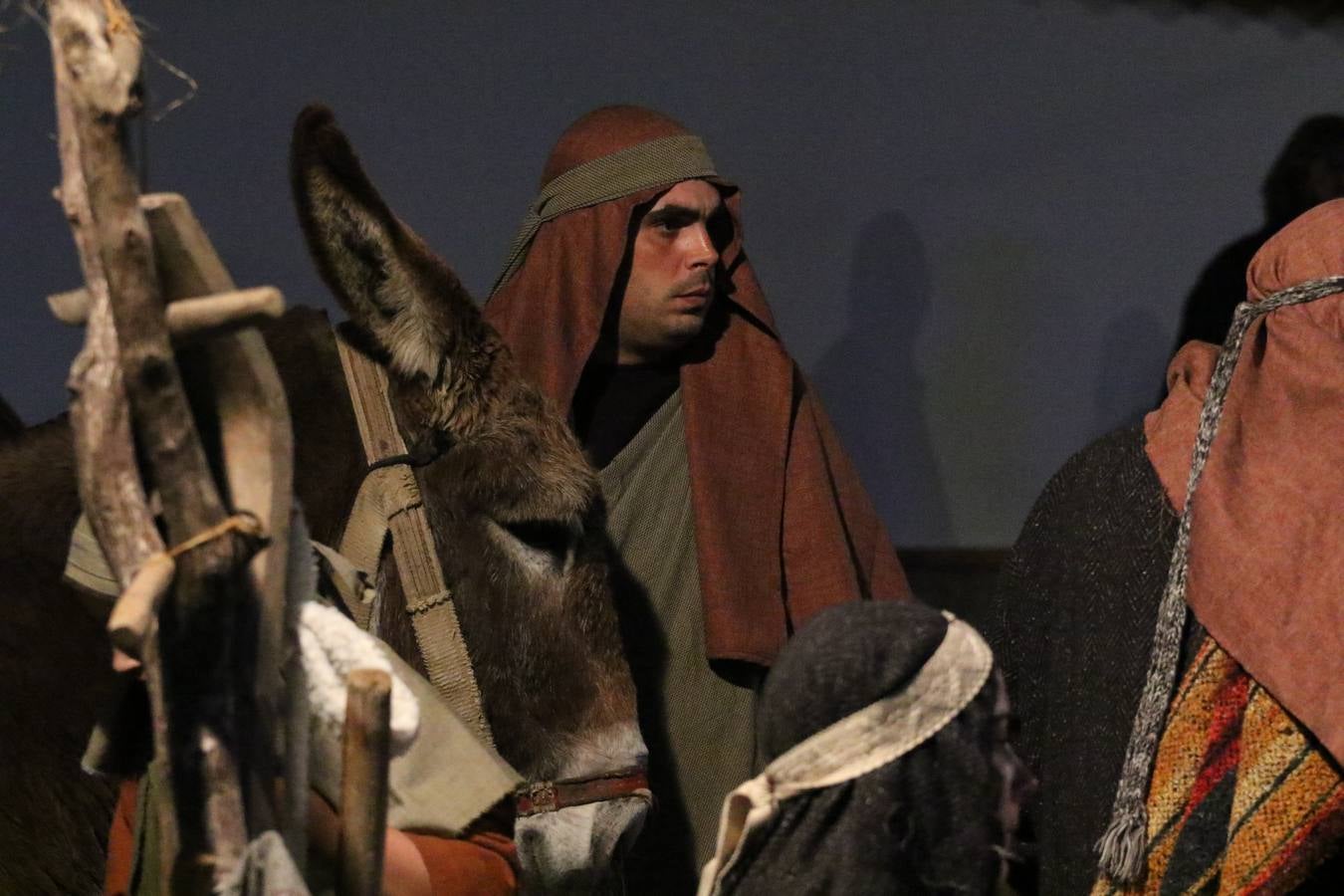 Más de 200 personajes dan vida a este Belén pleno de realismo y tradición.