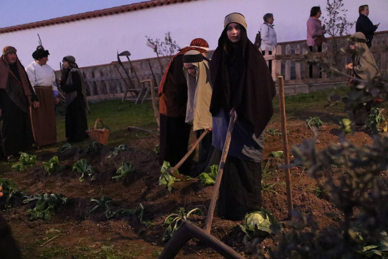 Más de 200 personajes dan vida a este Belén pleno de realismo y tradición.