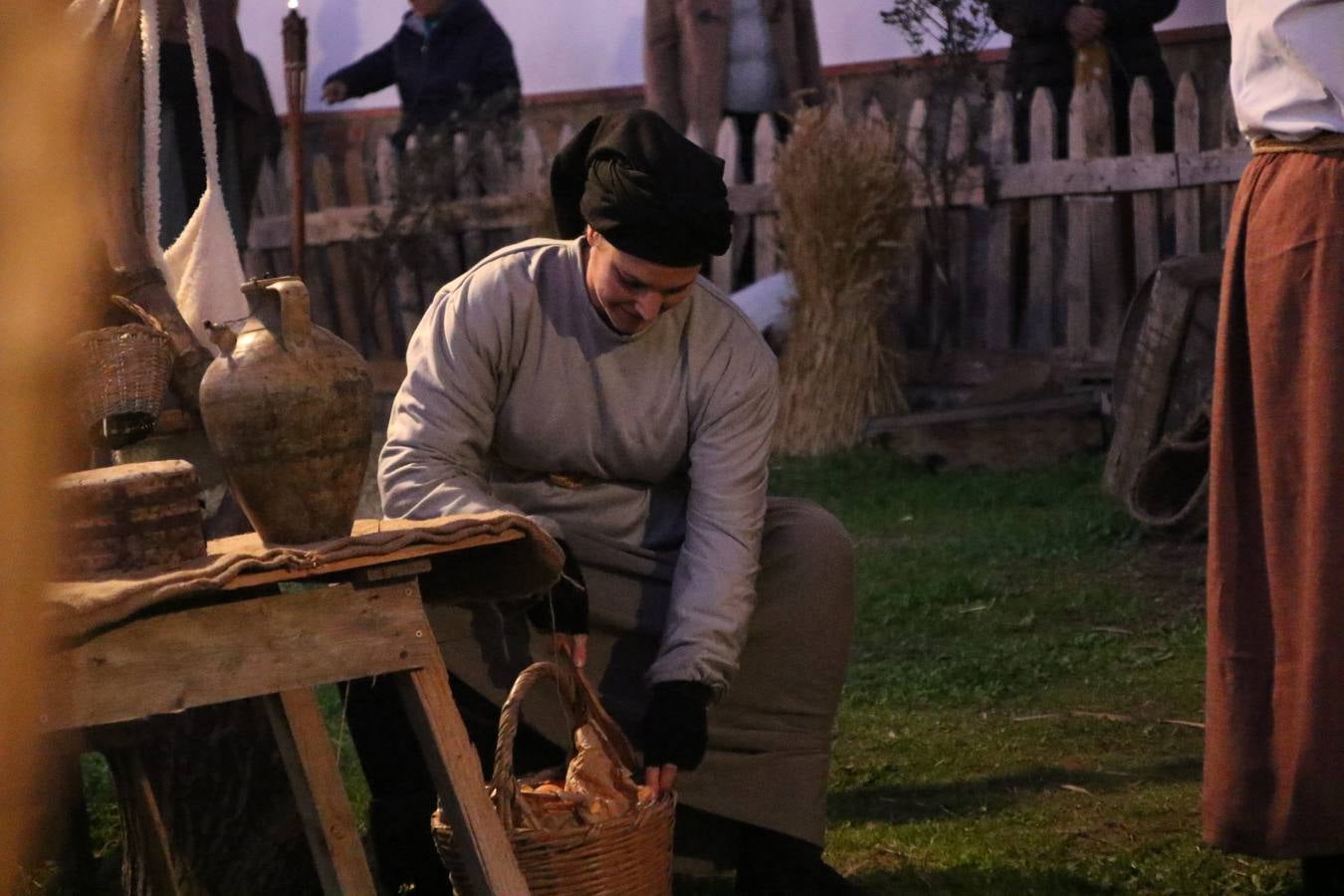 Más de 200 personajes dan vida a este Belén pleno de realismo y tradición.