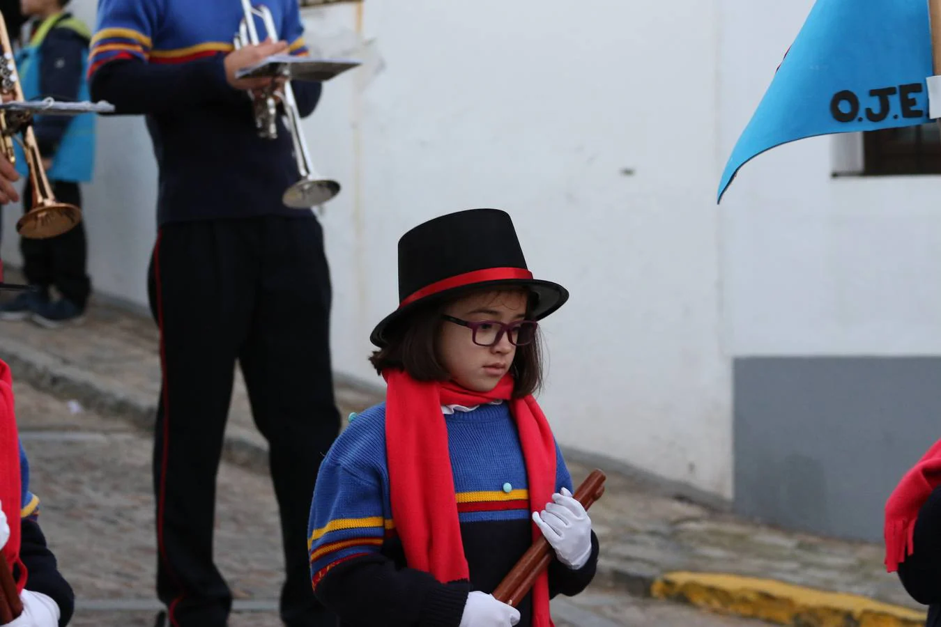 La Asociación juvenil La Trouppe ofreció un gran despliegue de fantasía con su recreación de La Bella y La Bestia.