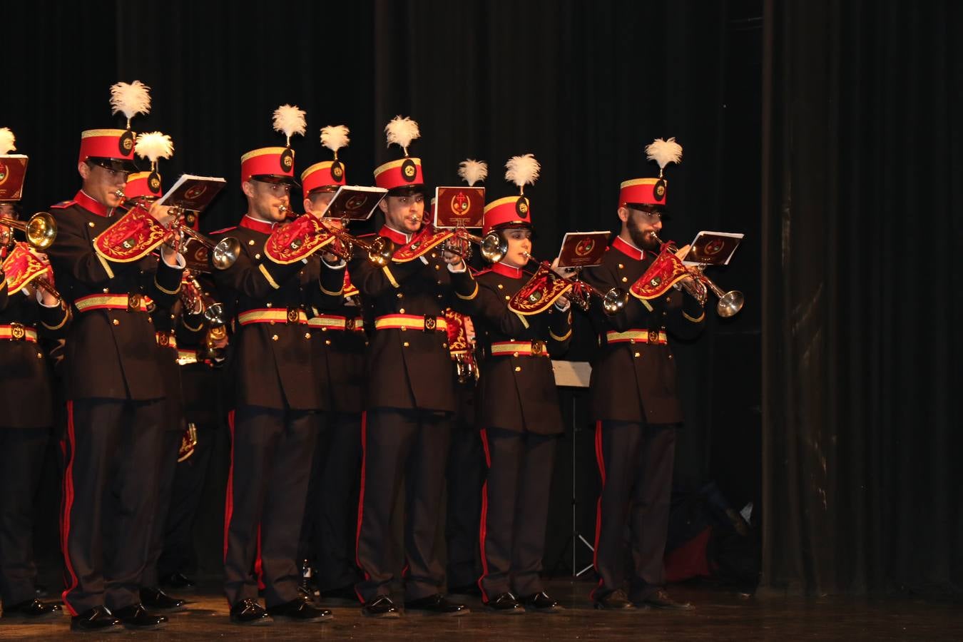 La Agrupación Musical 'Maestro Sousa' interpretando una de las Marchas de su repertorio para esta Semana Santa.