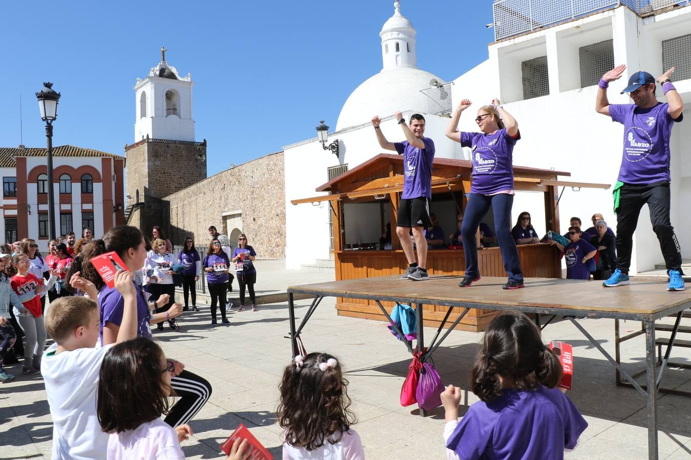 Participantes en la II Carrera de la Mujer.