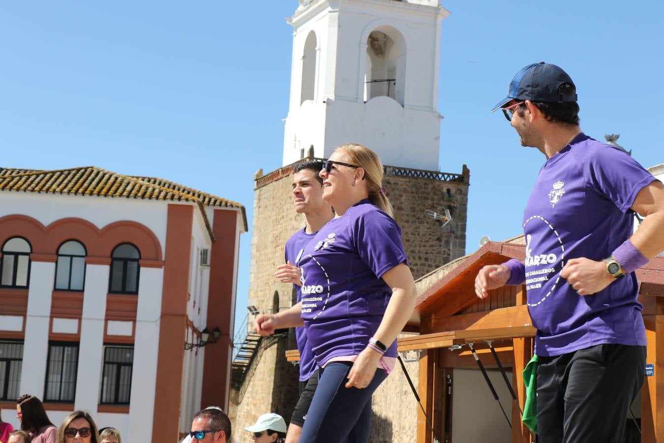 Participantes en la II Carrera de la Mujer.