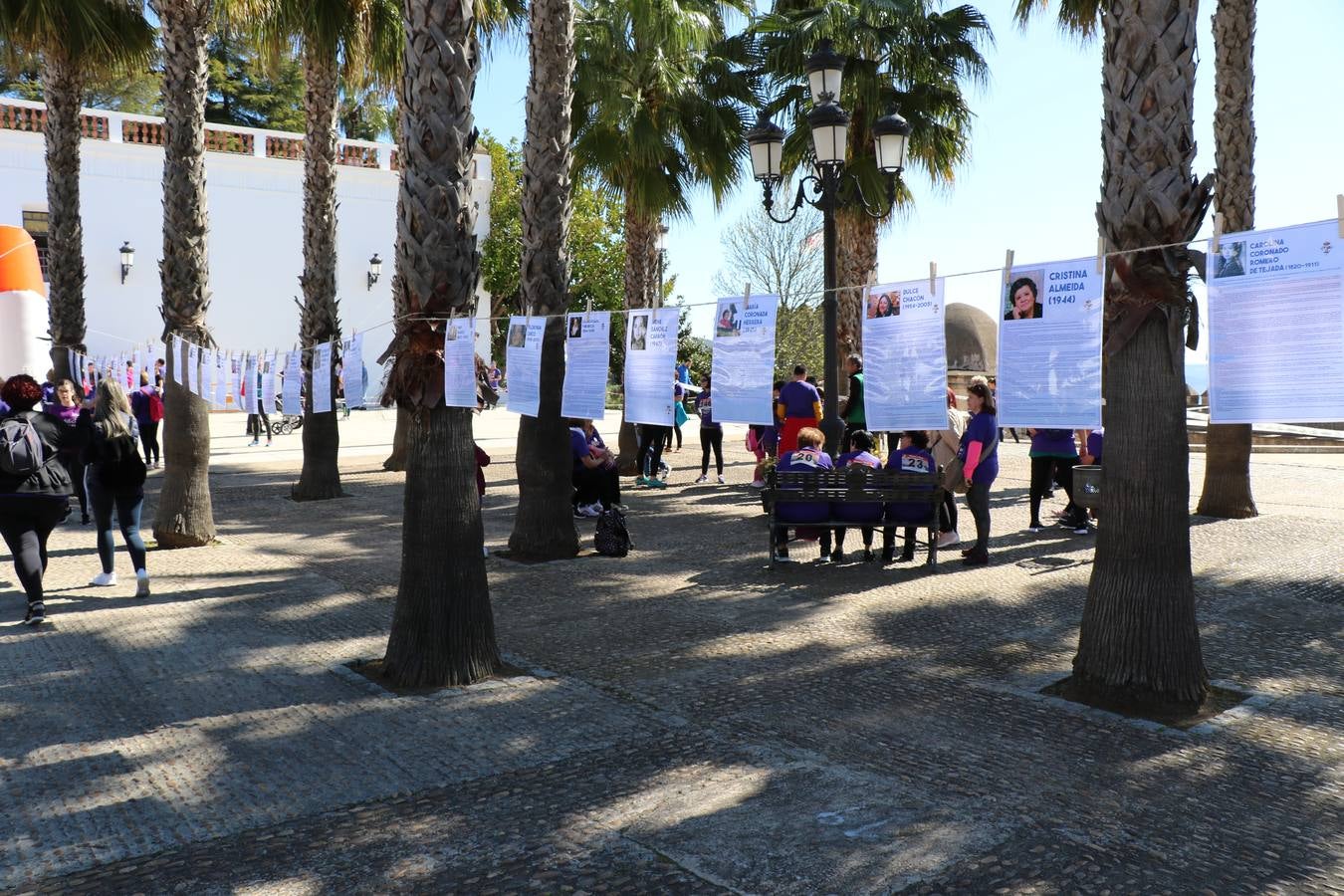 Participantes en la II Carrera de la Mujer.