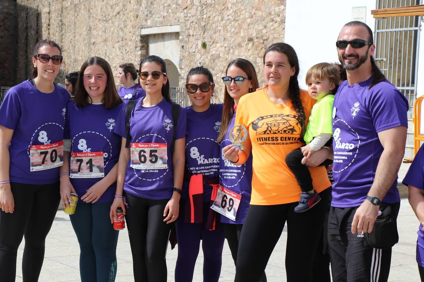 Participantes en la II Carrera de la Mujer.