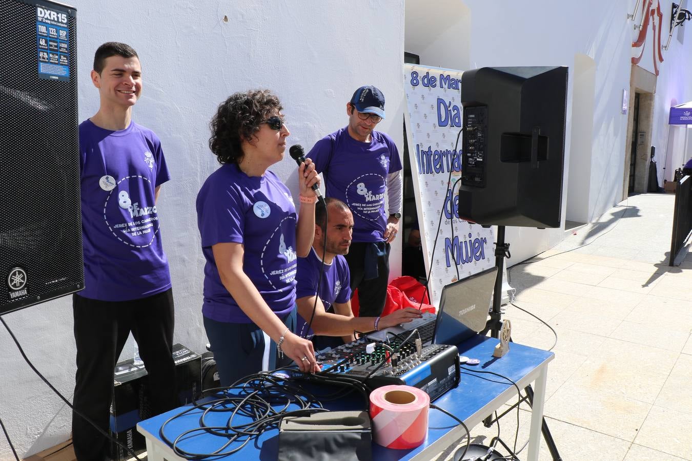 Participantes en la II Carrera de la Mujer.
