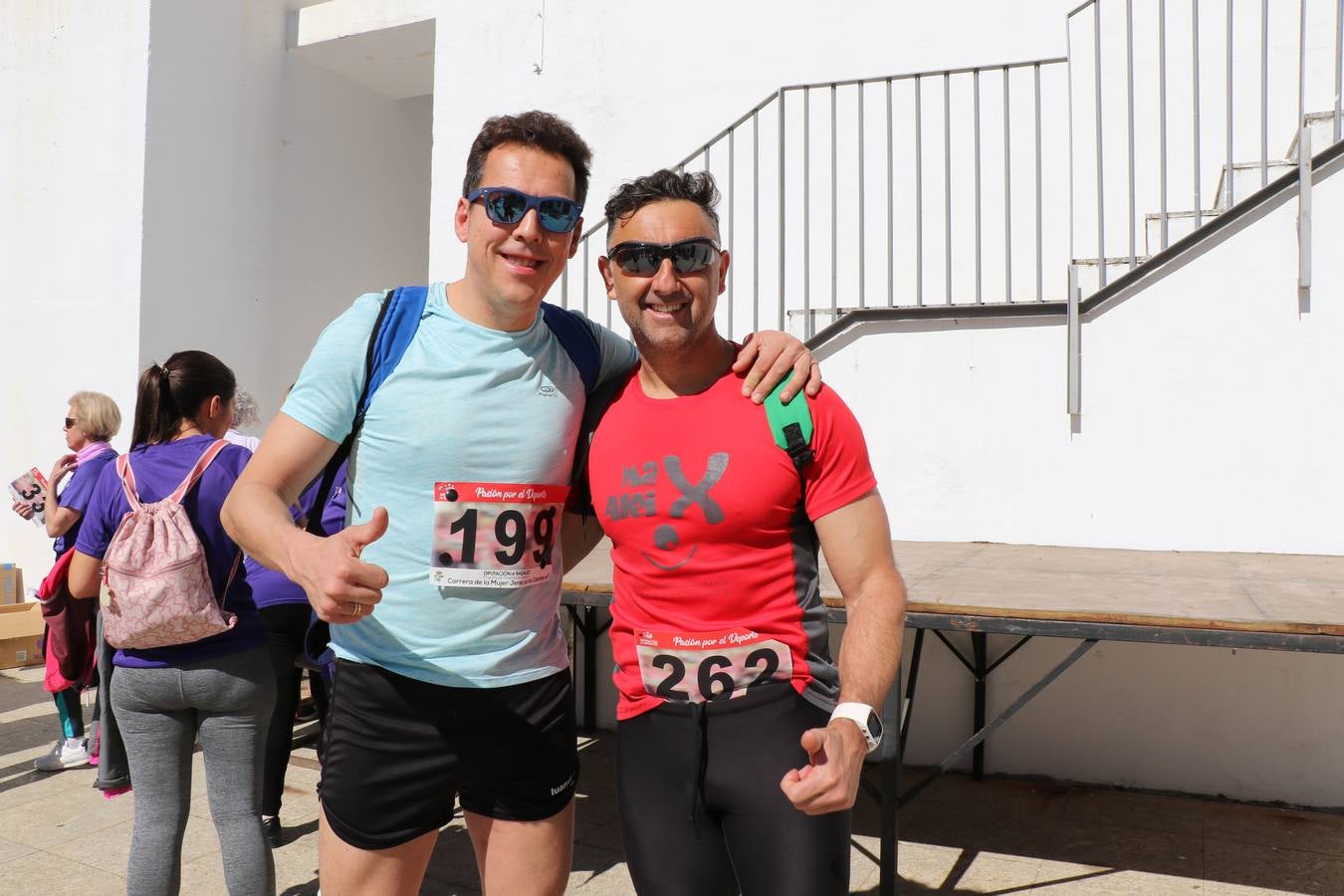 Participantes en la II Carrera de la Mujer.