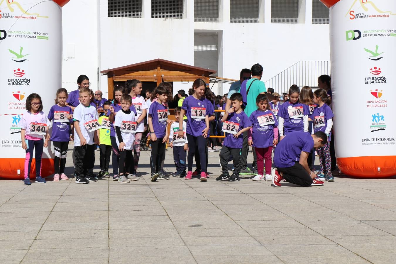 Participantes en la II Carrera de la Mujer.