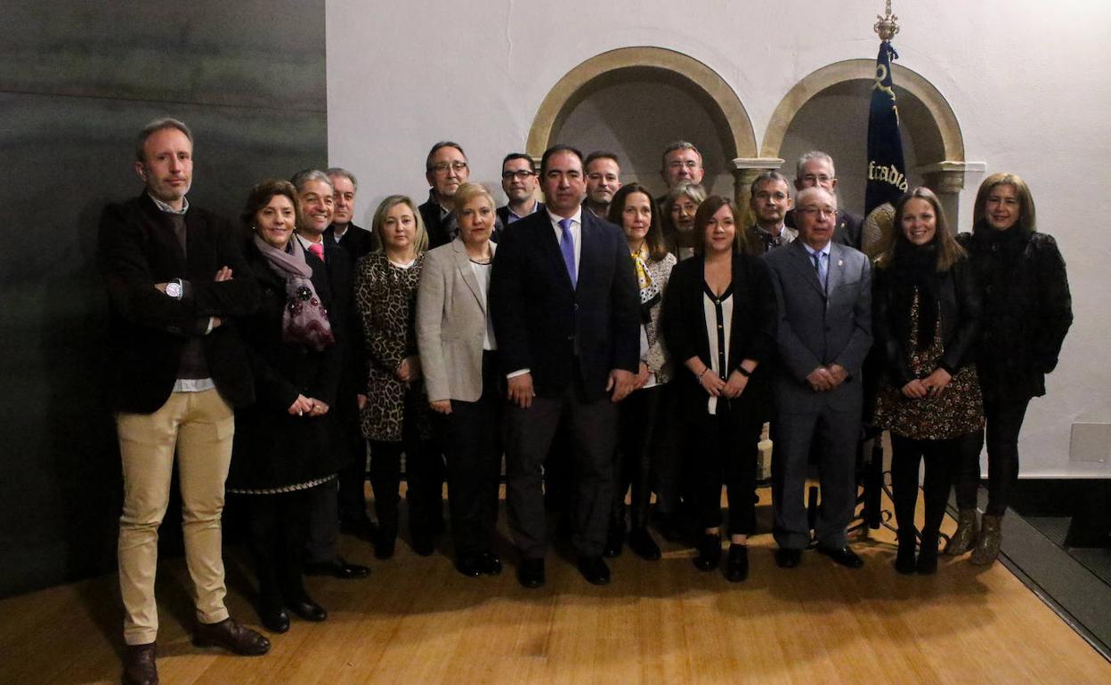 Miembros de la Junta de Cofradías. 