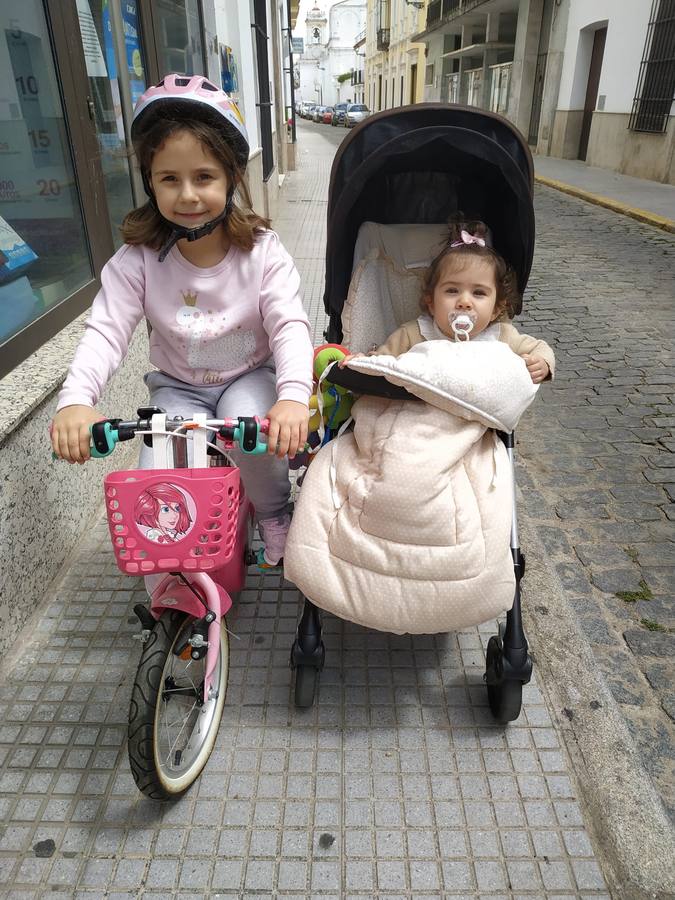 Con juguetes o sin ellos, todos han lucido una sonrisa, contentos por poder salir de casa.