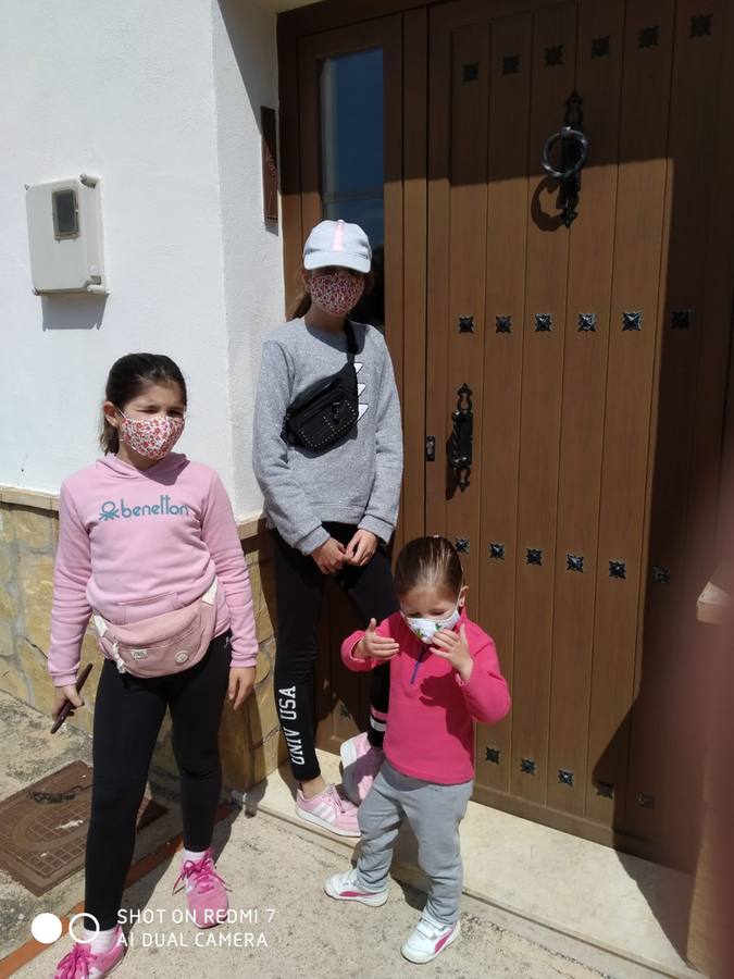 Con juguetes o sin ellos, todos han lucido una sonrisa, contentos por poder salir de casa.